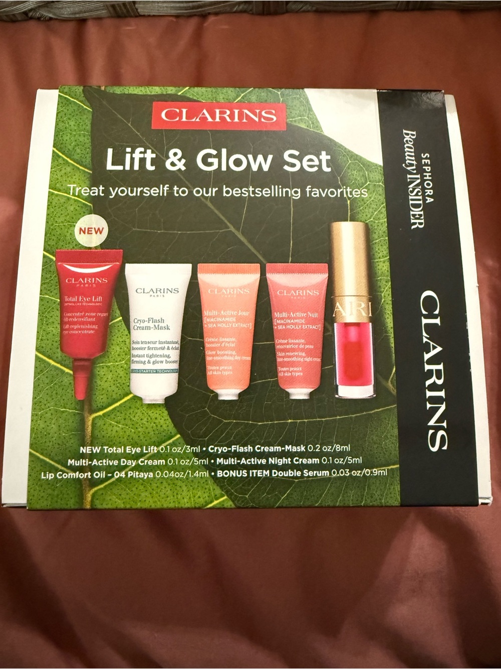 Clarins Lift & Glow Set with Pink Lip Comfort Oil in Pitaya and Skincare